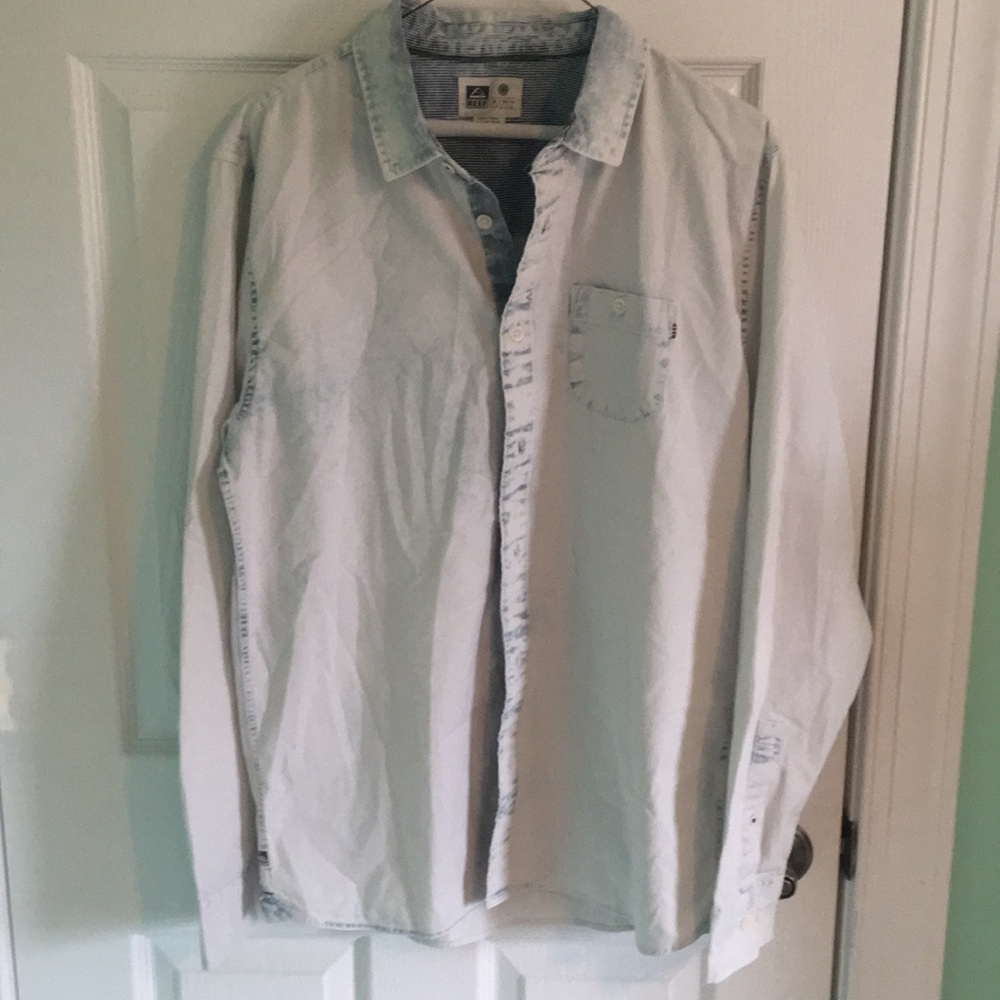 Textured Reef Button Down